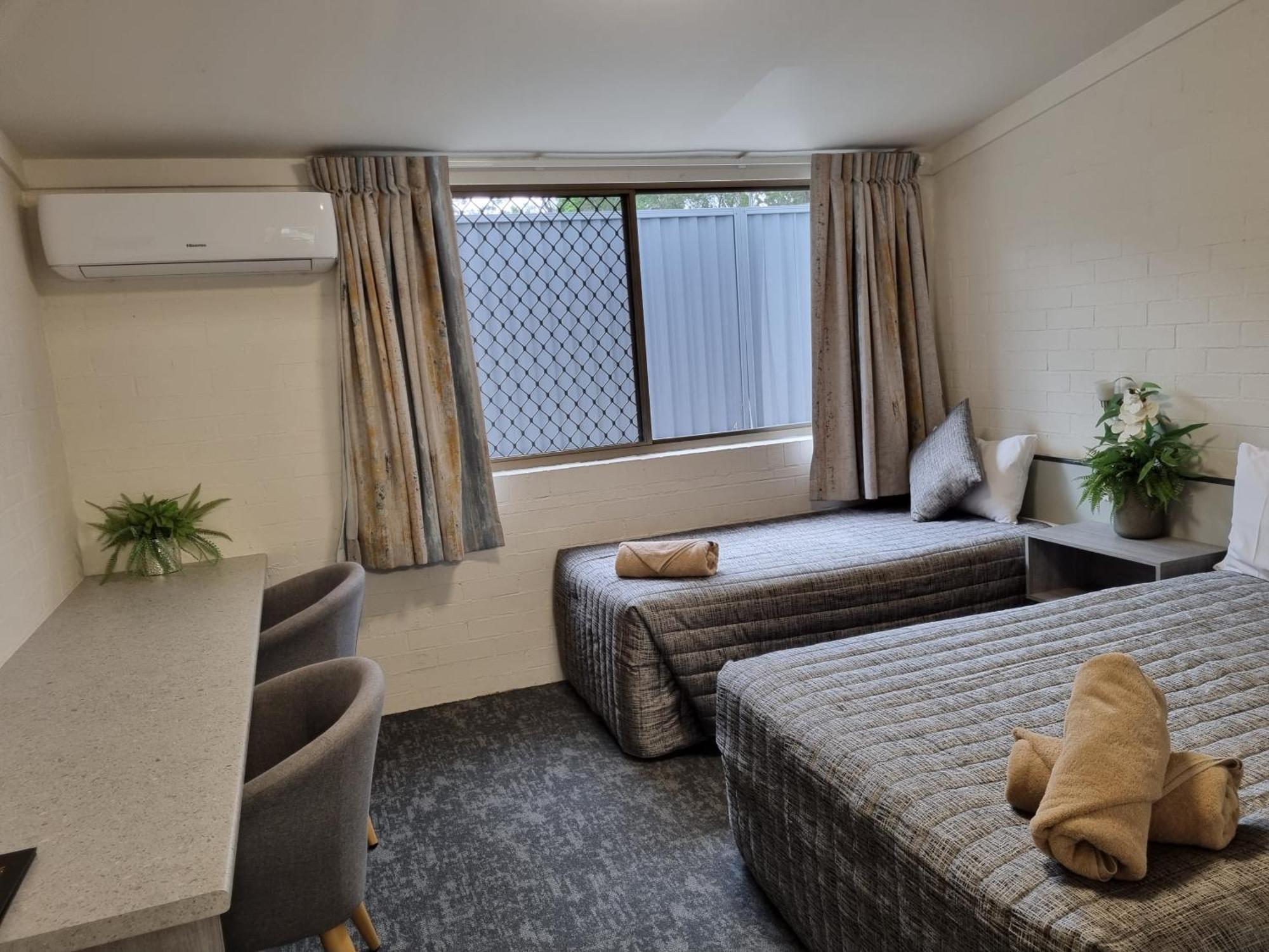 Y Motels Yarraman Exterior foto